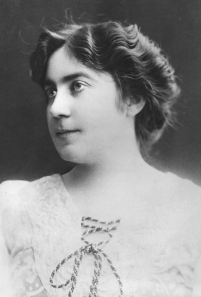 Louise-LéonieGrandjean，1903年 作者 罗伊特林根工作室