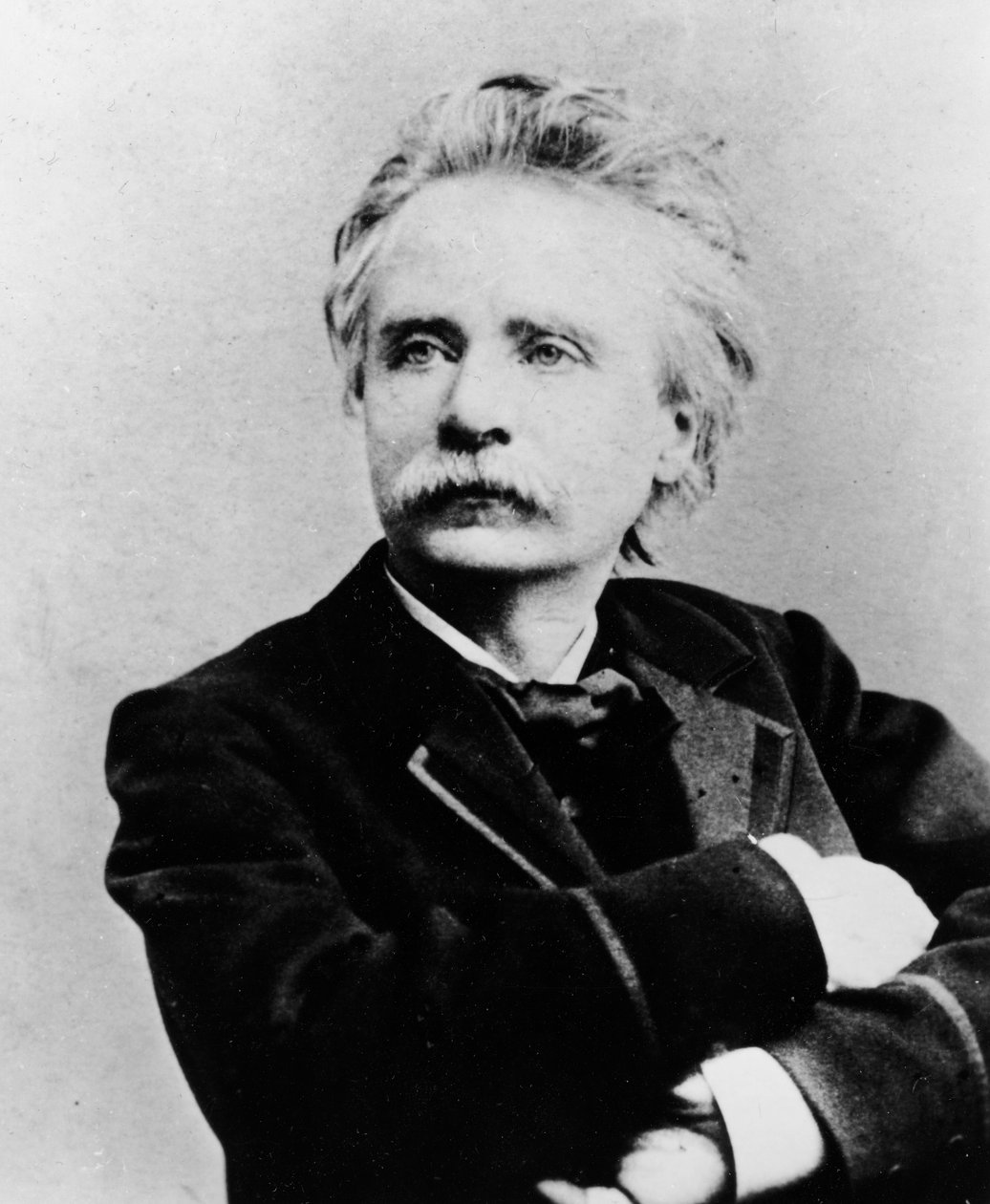 Edvard Hagerup Grieg的肖像，1870年 作者 罗伊特林根工作室
