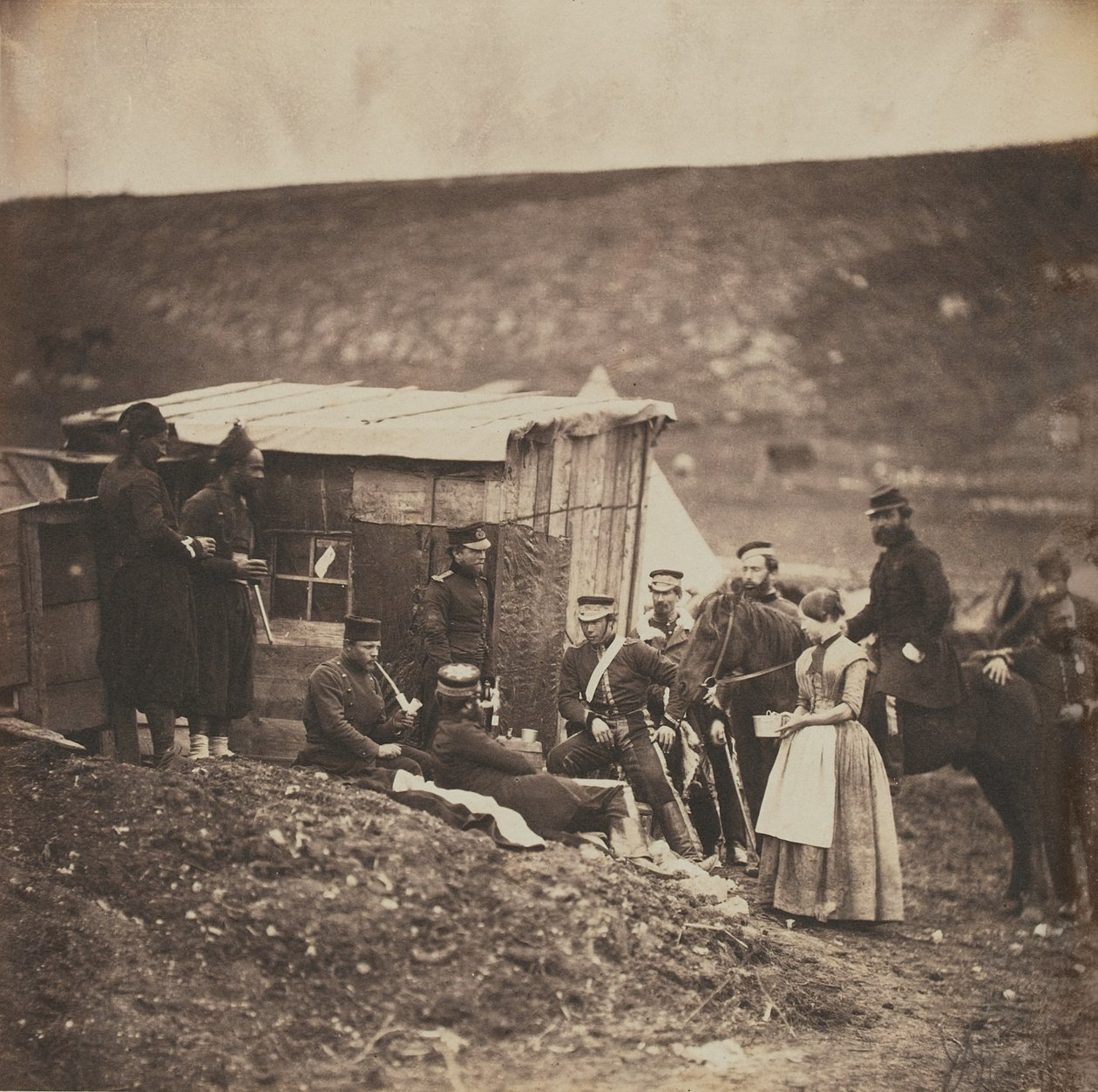 1855年与克里米亚战争相关的52张照片专辑中的第4龙骑兵卫队的法国和英国军队派对 作者 罗杰芬顿