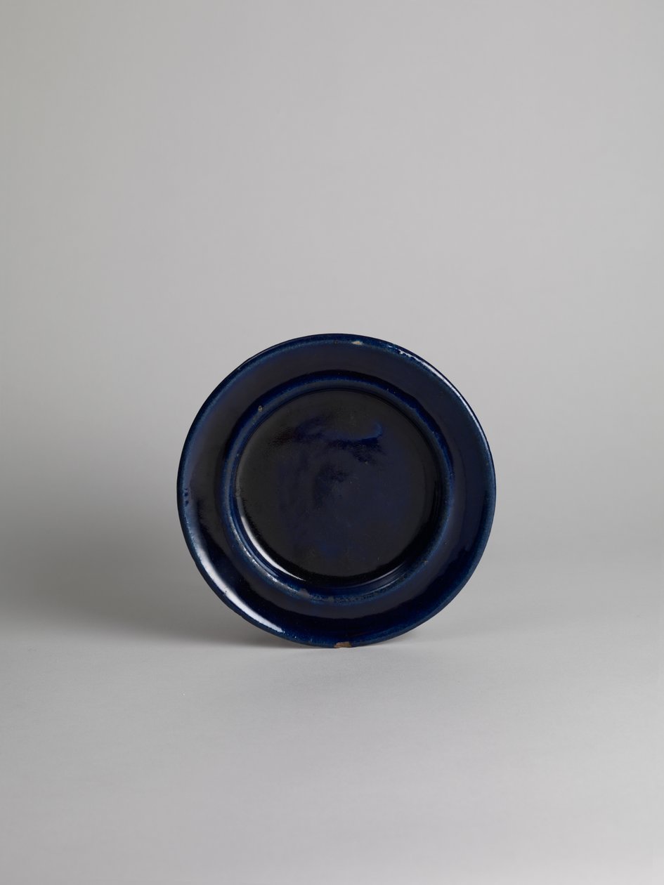蓝色釉面或水果盘，1914-18年 作者 罗杰·艾略特·弗莱