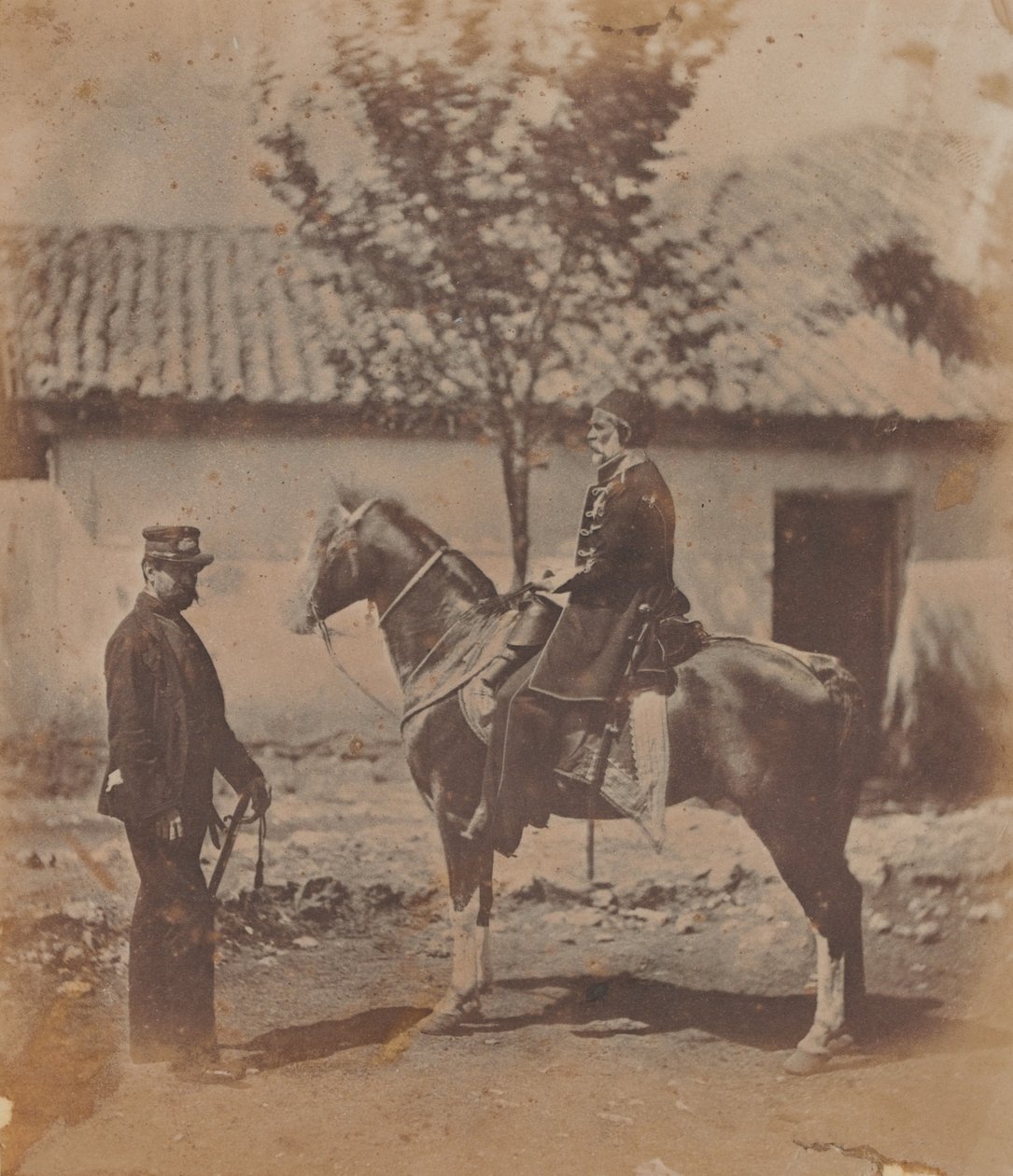 奥马尔·帕夏（Omar Pasha）和他的英国联络官林托恩·西蒙斯上校，1855年 作者 罗杰芬顿