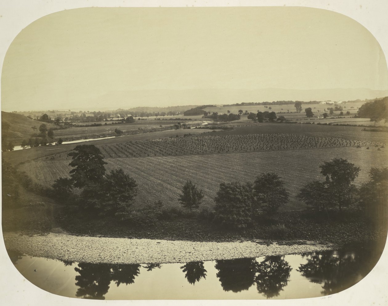 里布河谷和彭德尔山，1859年。 作者 罗杰芬顿