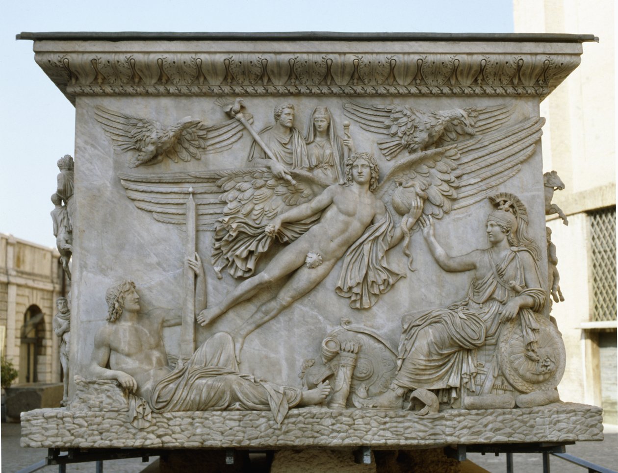 Antoninus Pius和Faustina的典范，来自Antoninus Pius专栏的基础，c.161 作者 小说