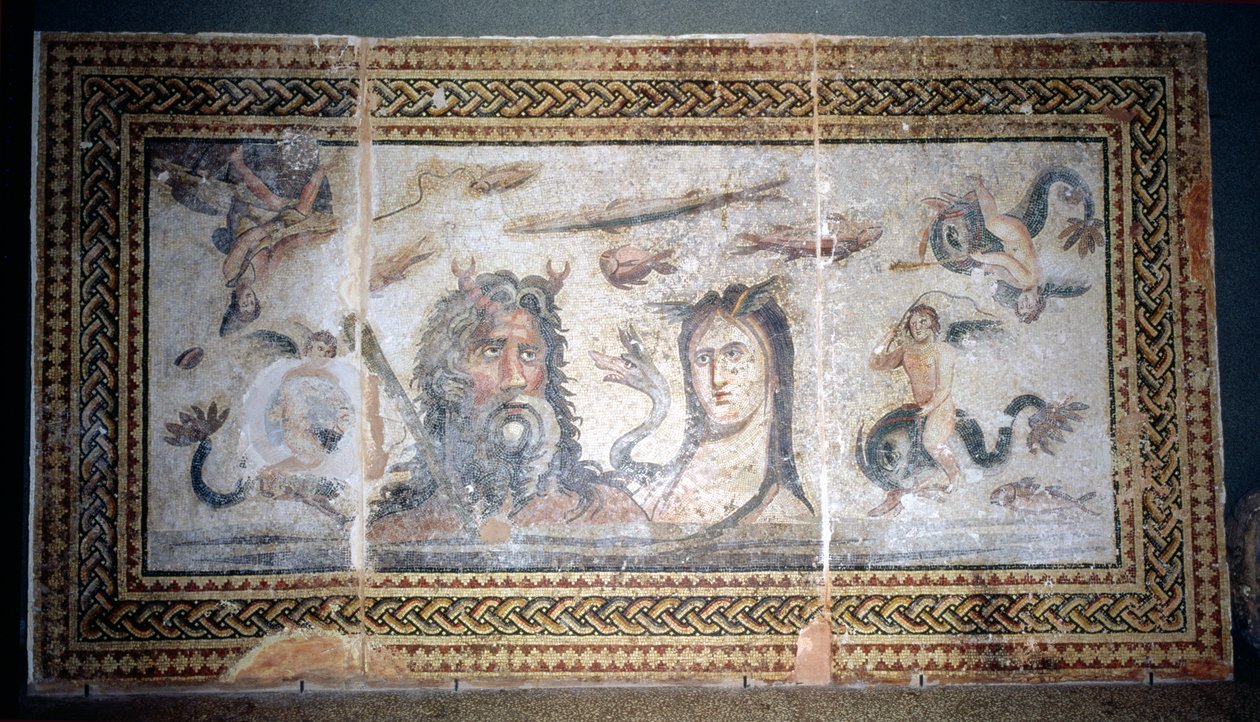 地板描绘海洋生物中的Oceanus和Tethys，来自Belkis（现Zeugma）土耳其（马赛克） 作者 小说