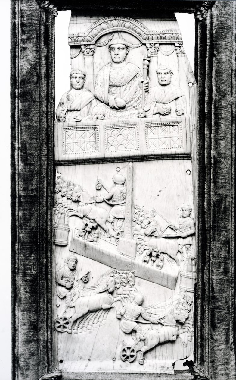 叶子从Lampadii diptych，c.355 AD 作者 小说