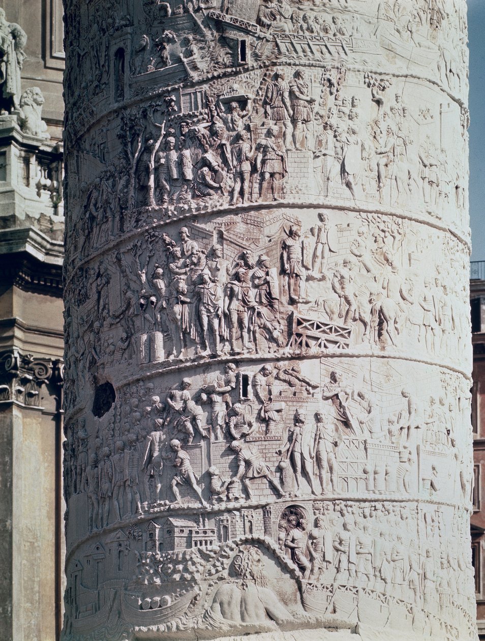 反对达契亚人的战斗，细节来自Trajan&39;s Column，公元113年（石灰岩） 作者 小说