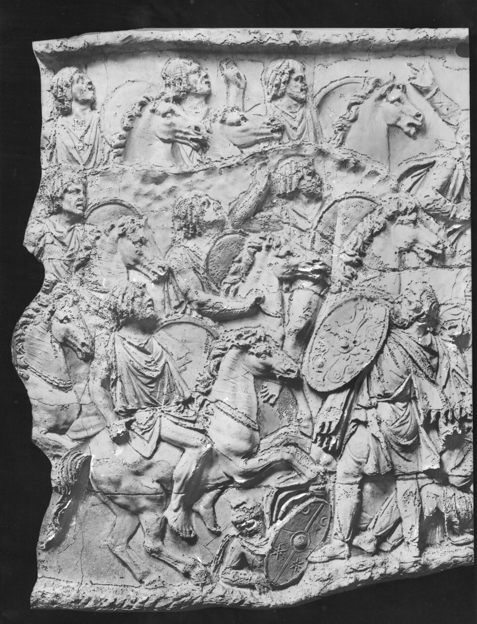 Lusius Quietus命令摩尔骑兵，从公元110-113（石膏）的Trajans专栏采取的演员 作者 小说