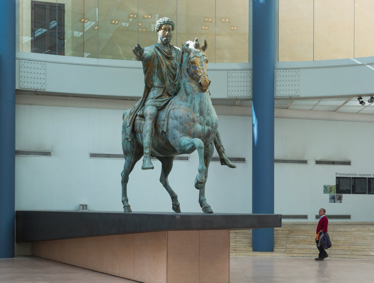 Marcus Aurelius statue (bronze) 作者 小说