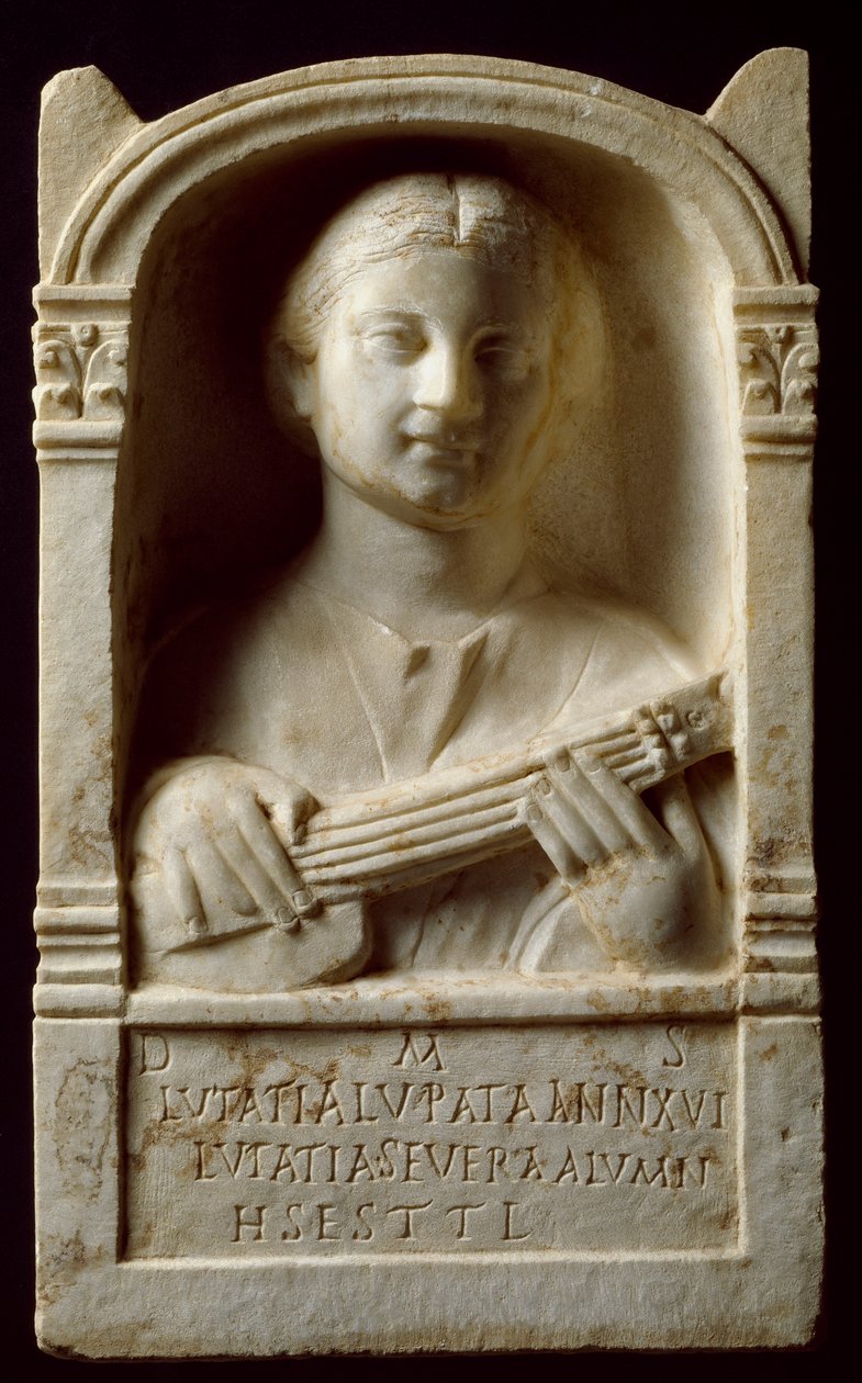 Roman art: funeral stele of a woman called “Lutatia Lupata”” deceased at the age of 16 as playing a musical instrument. 2nd century AD. Museo Nacional de Arte Romano, Merida, Spain 作者 小说