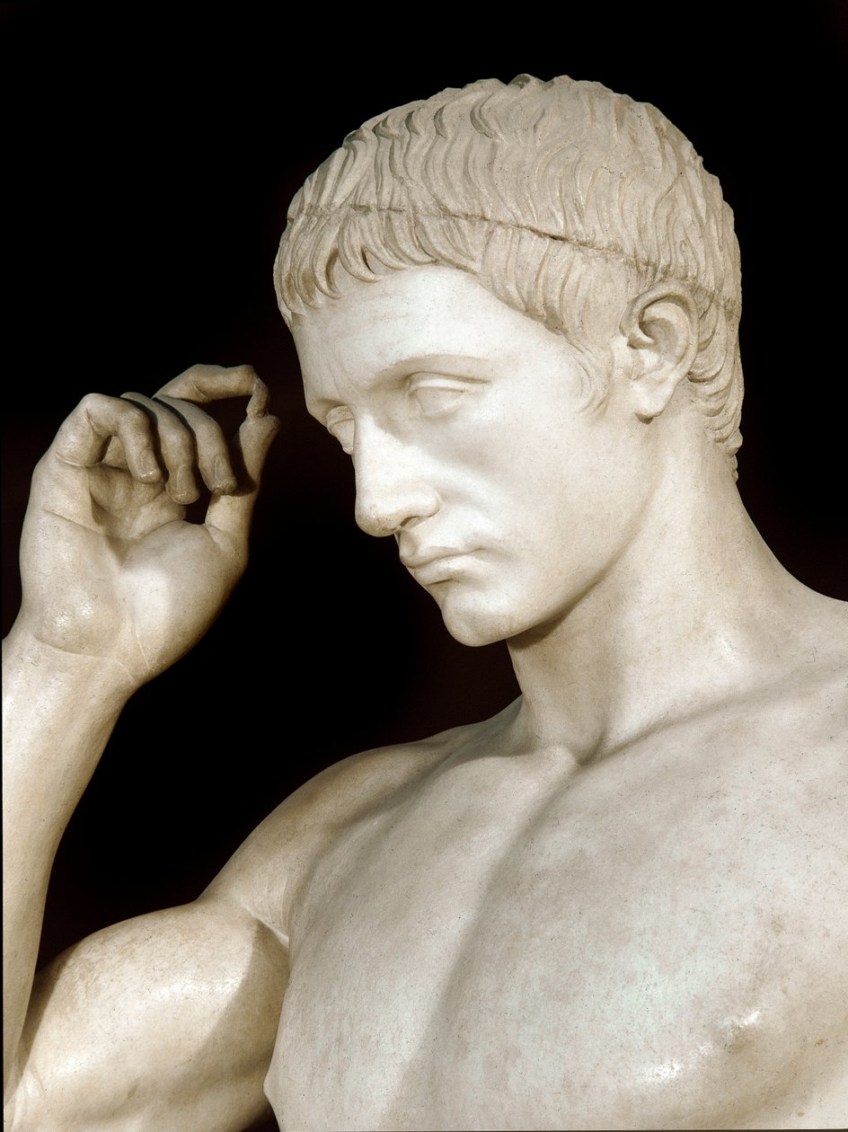 罗马艺术：奥古斯都的侄子 Marcus Claudius Marcellus（公元前 42-23 年）的大理石雕塑。 细节。 由雅典人 Cleomenes 制作。 约公元前 20 年。 暗淡。 190 cm 巴黎，卢浮宫 作者 小说