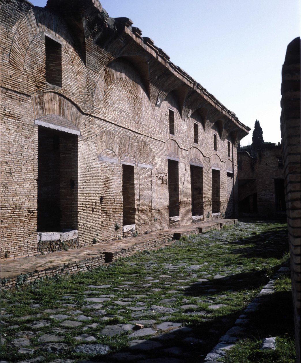 古代奥斯蒂亚：戴安娜之家（House of Diana），位于 Via dei Balconi 的“Insula”。 作者 罗马罗马