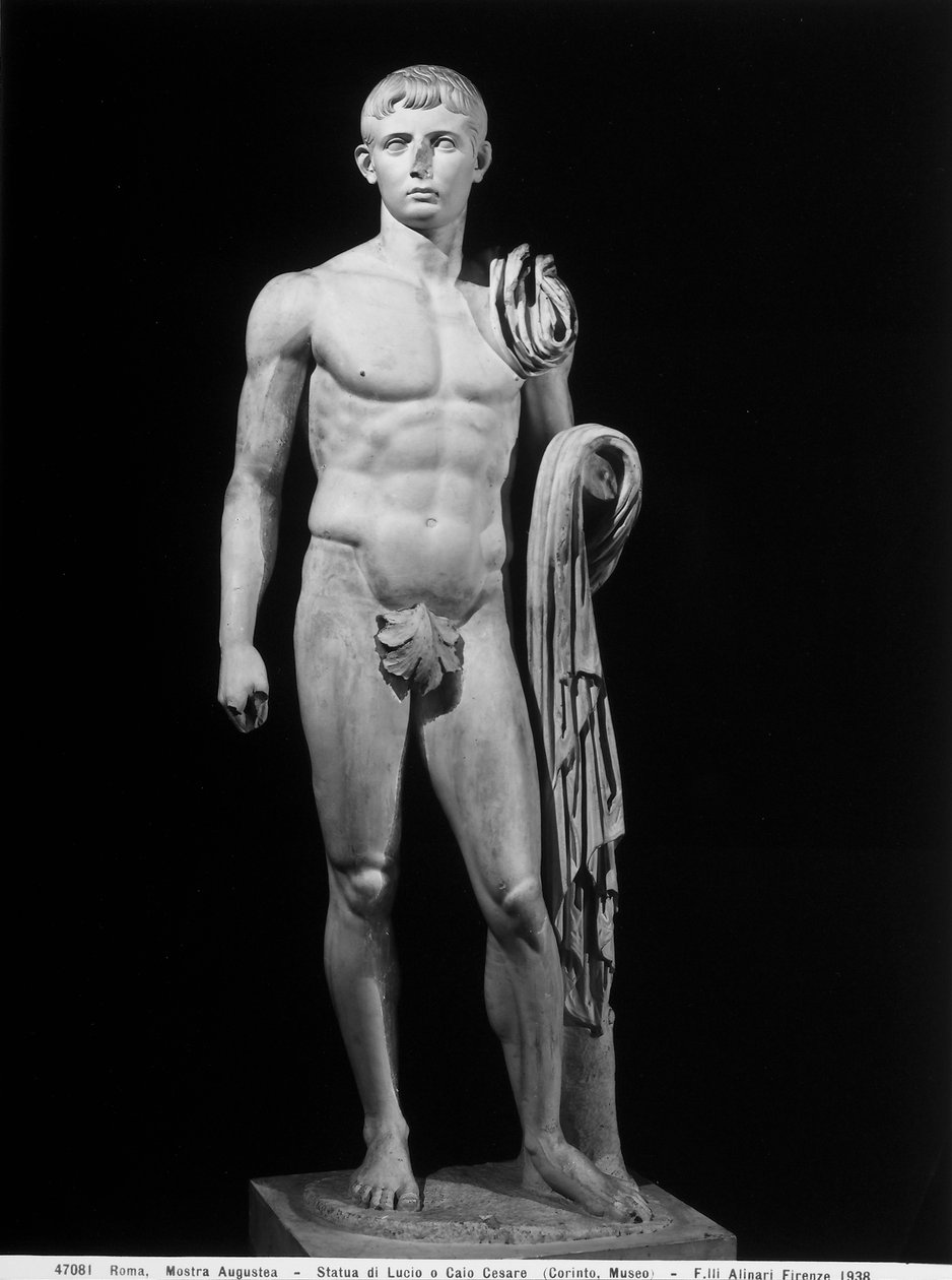 男性裸体（Lucius或Caius Caesar）（大理石）。 作者 罗马罗马