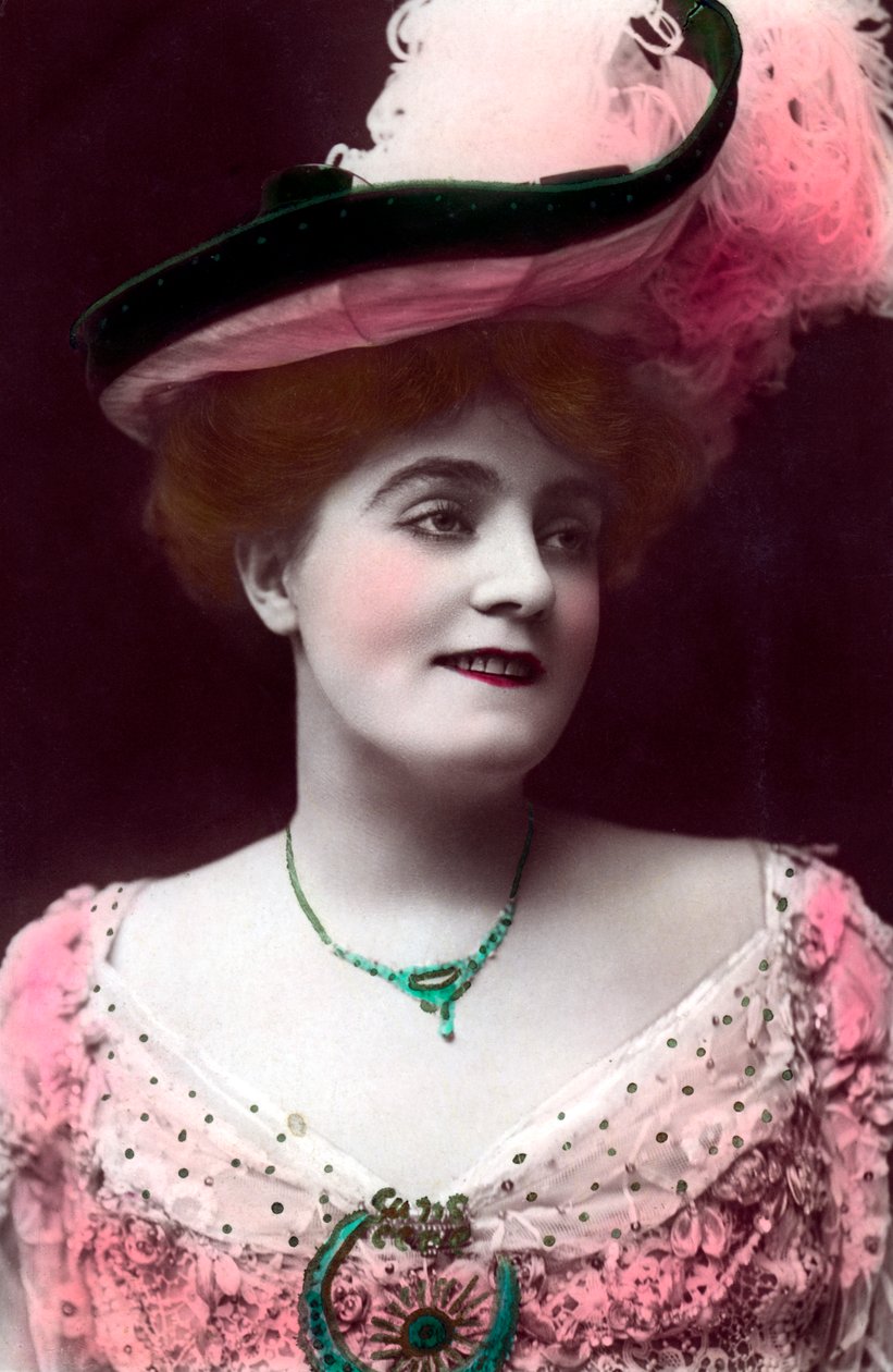 艾维·格林（Evie Greene）1875-1917年，英国女演员，1906年。 作者 旋转照片