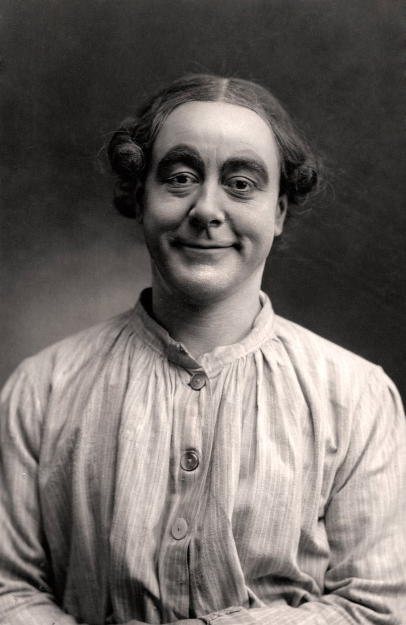 乔治·罗贝（George Robey）1869-1954，音乐厅演艺人员，1907年。 作者 旋转照片