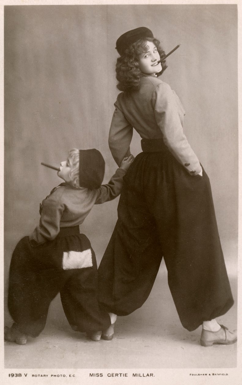 格蒂·米勒（Gertie Millar），英国女演员和歌手，c1906年。 作者 旋转照片