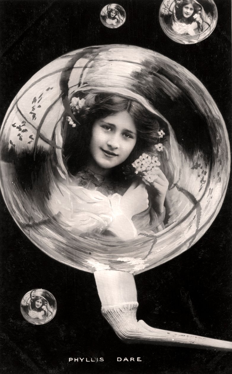 菲利斯·戴尔（Phyllis Dare），1890-1975年，英国女演员，1907年。 作者 旋转照片