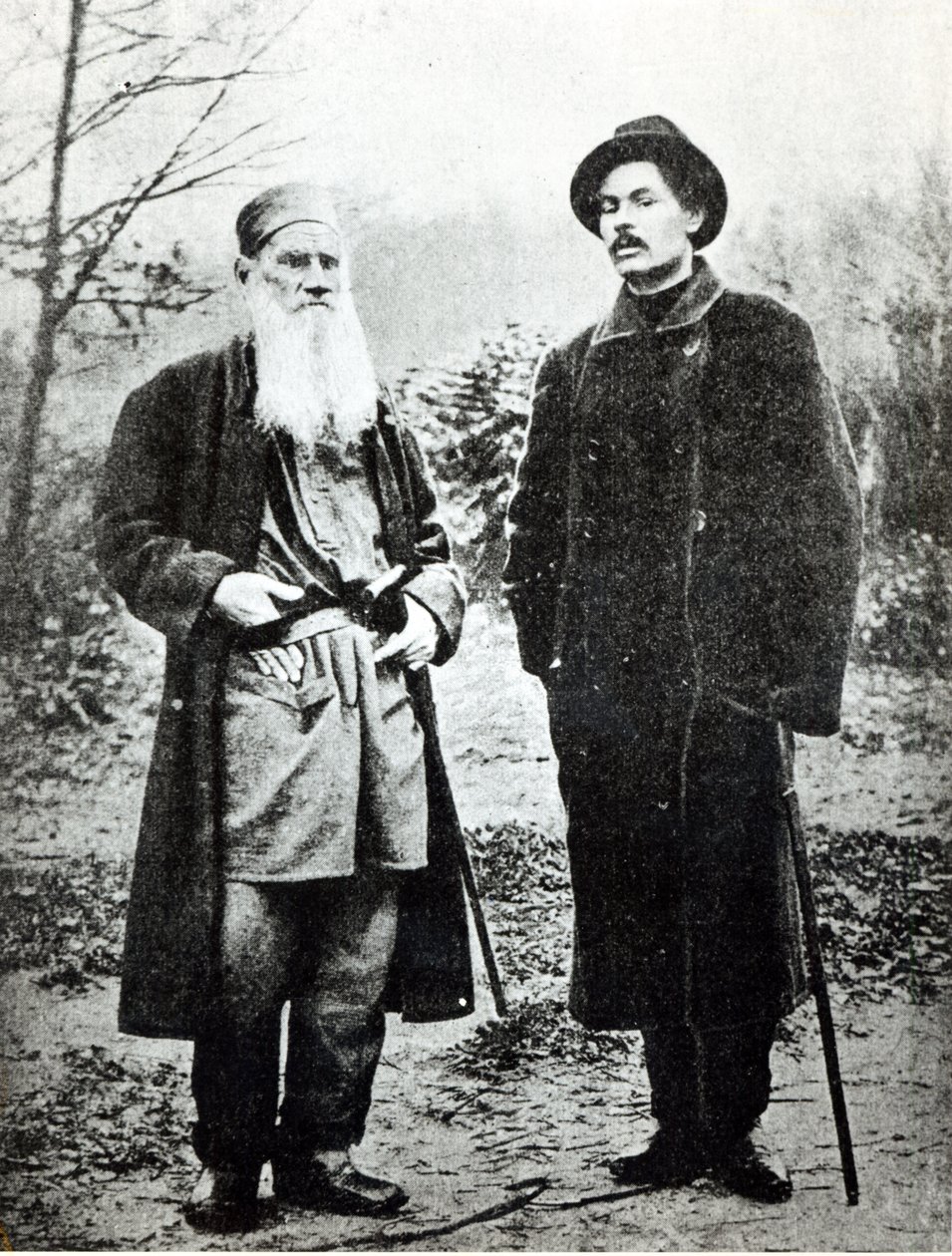 马克西姆·高尔基（Aleksei Maksimovich Peshkov）于1900年访问Yasnaya Polyana的列夫托尔斯泰 作者 俄罗斯摄影师