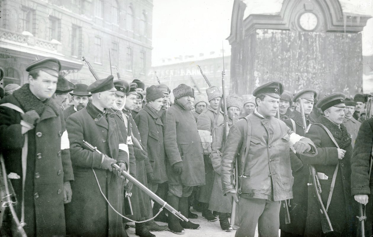 革命民兵逮捕警察，1917年2月 作者 俄罗斯摄影师