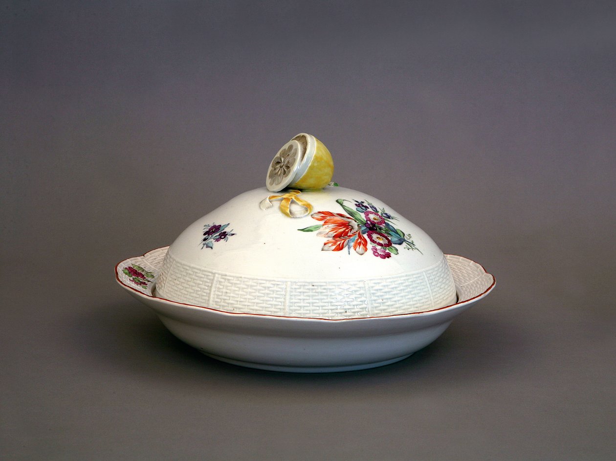 帝国瓷器晚餐服务处的帝琳瓷器，帝国瓷器厂（1775-1780） 作者 俄罗斯大师