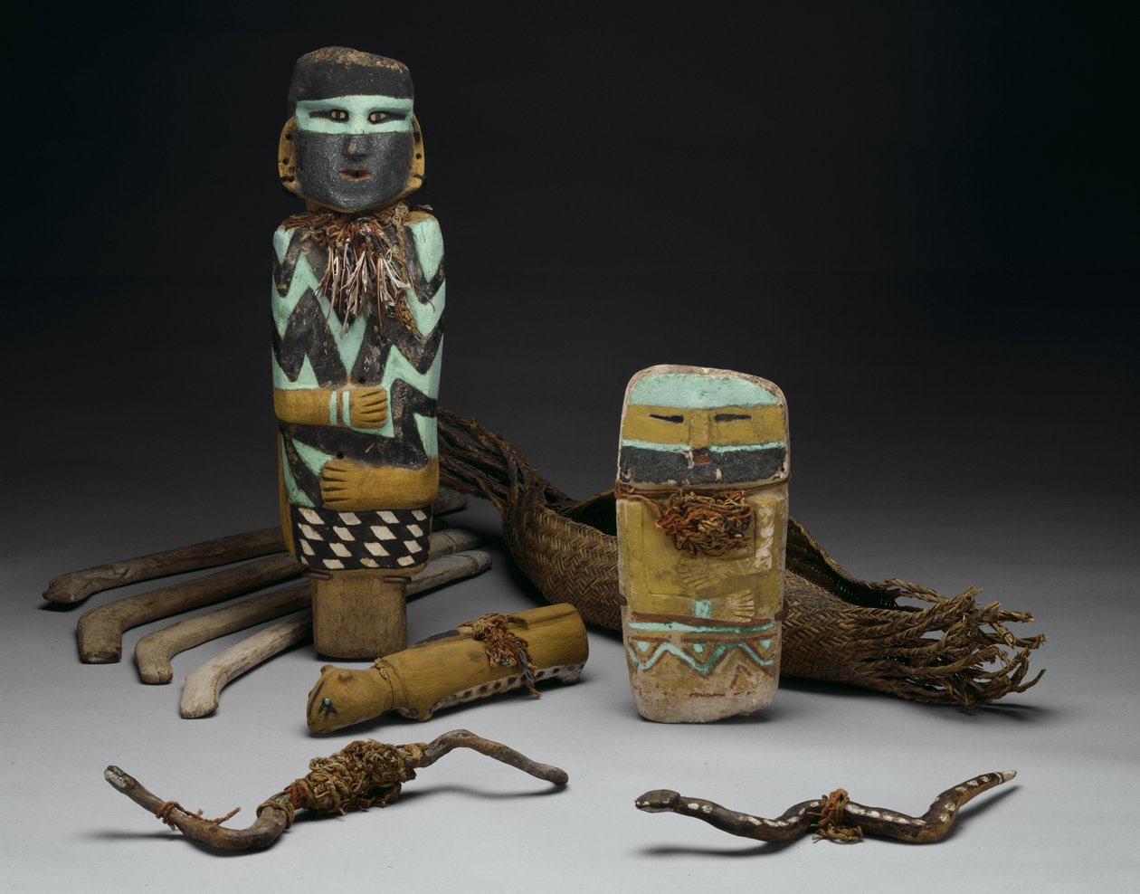 仪式缓存，1300-1400 作者 萨拉多