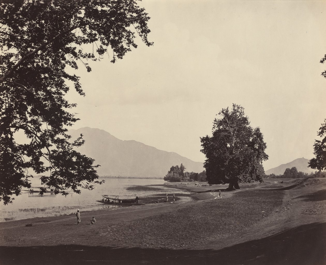 克什米尔场景，约 1865 年1865 年（照片） 作者 塞缪尔·伯恩
