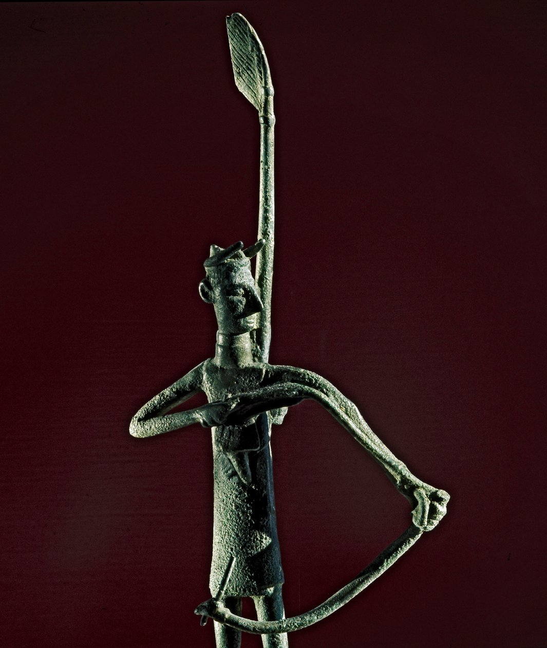Nuragic culture (nuraghi) Sardinian: statuette of warrior pulling a bronze bow. 8th-7th century BC. Cagliari, Museo Nazionale Archeologico, Sardinia, Italy 作者 撒丁岛的努拉克文明