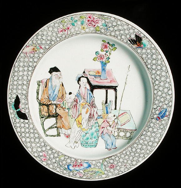 一个粉彩蛋壳盘，约1730年（瓷器 作者 学校中文