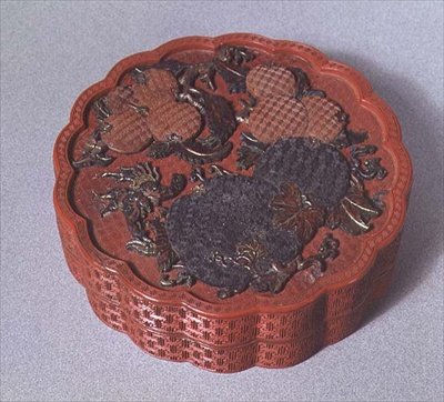 石包装盒，绿色和棕色装饰 作者 学校中文