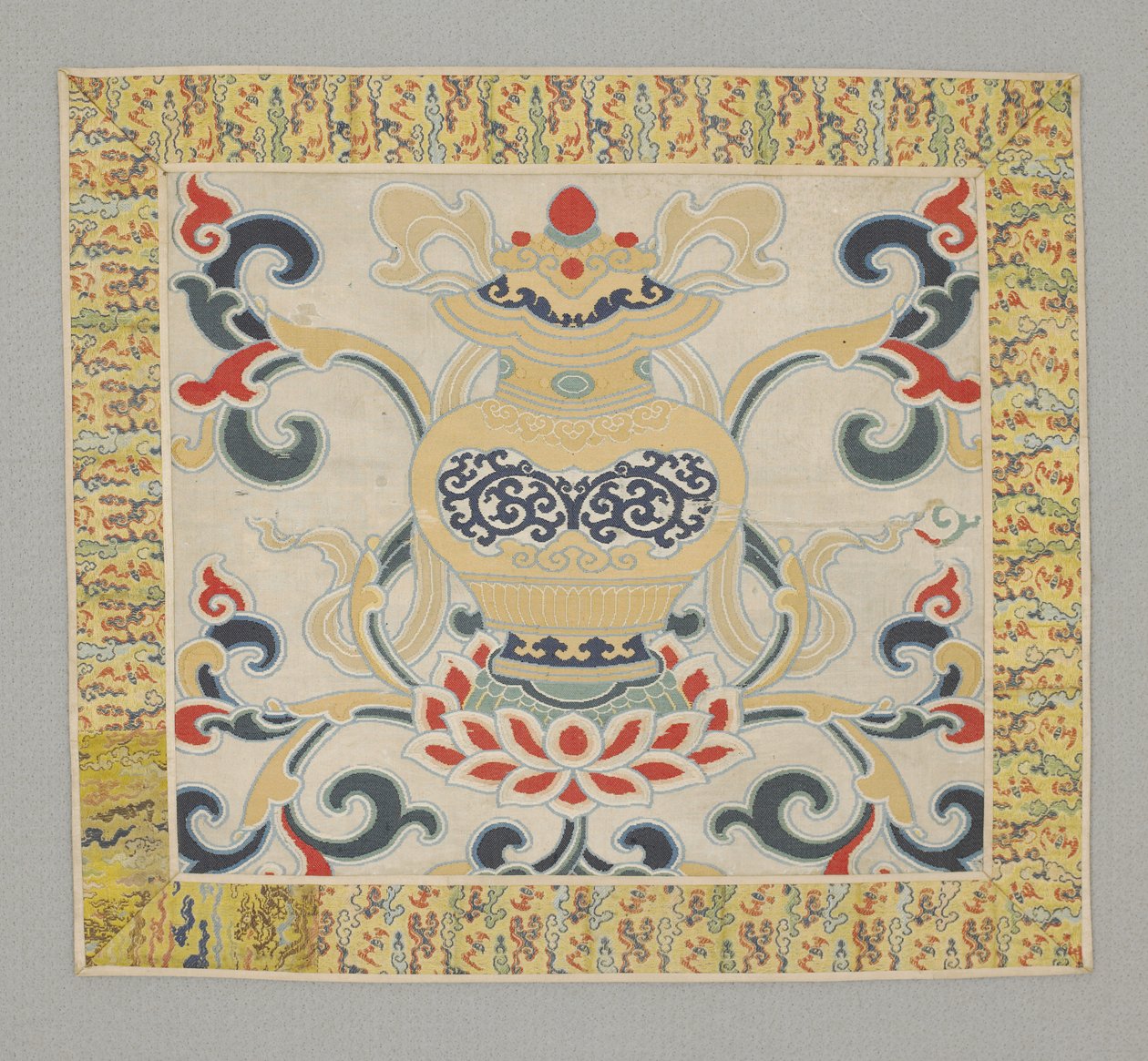 佛教八宝，花瓶 作者 学校中文