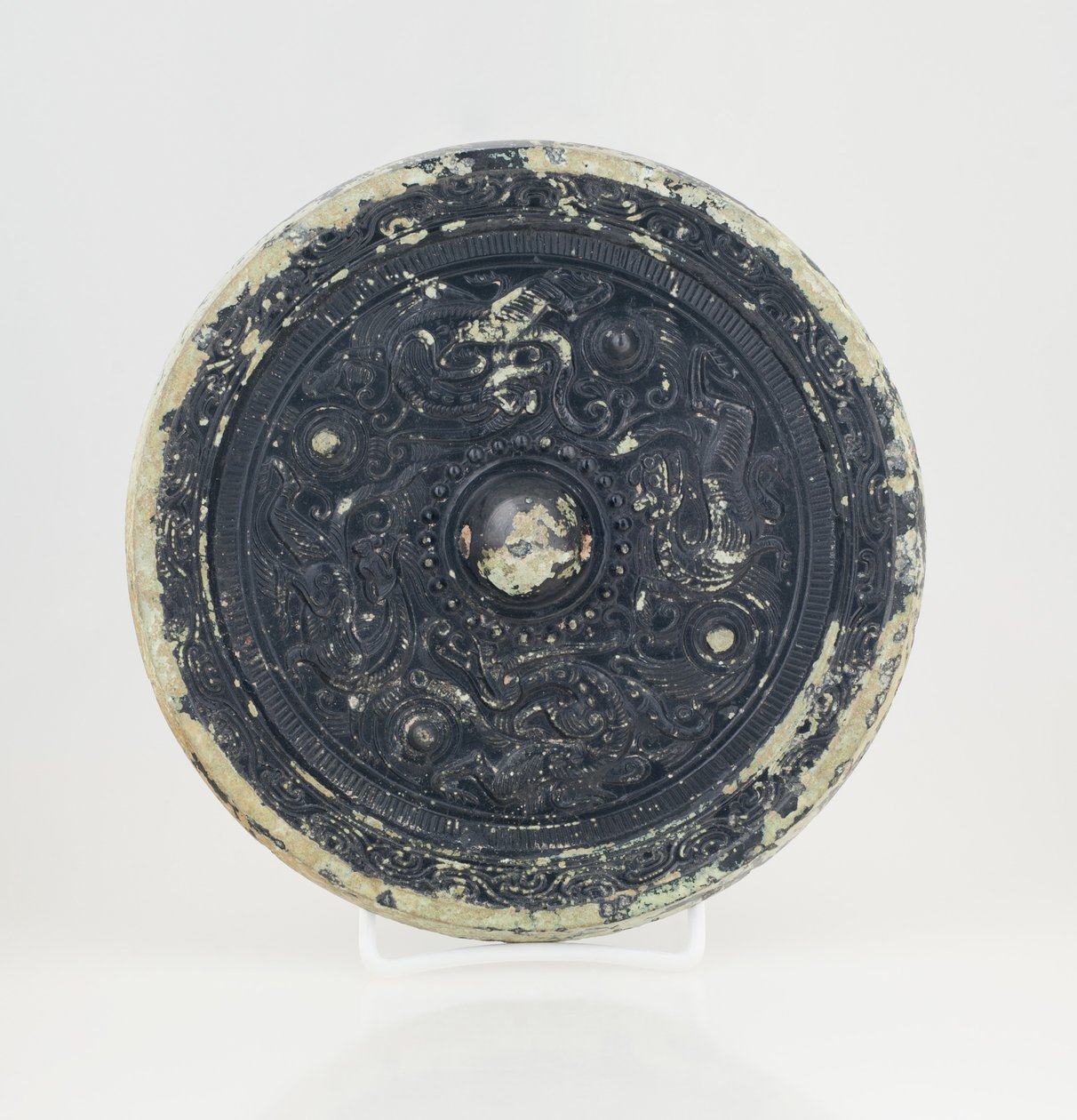 龙虎镜，0-199（青铜） 作者 学校中文
