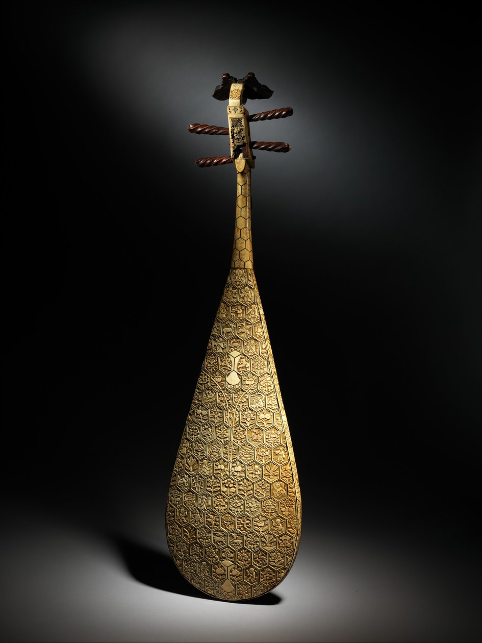 琵琶，约1600年（木，象牙，骨，丝）。 作者 学校中文