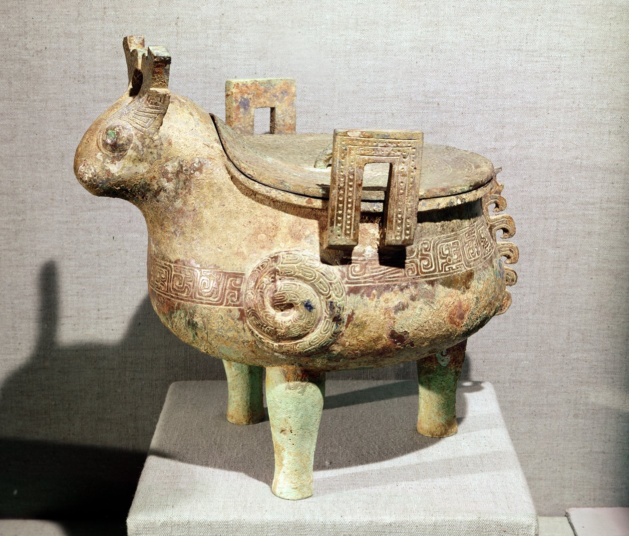 祭祀用的 "希丁 "动物像，来自安徽舒城，周代，公元前7-6世纪（青铜器 作者 学校中文