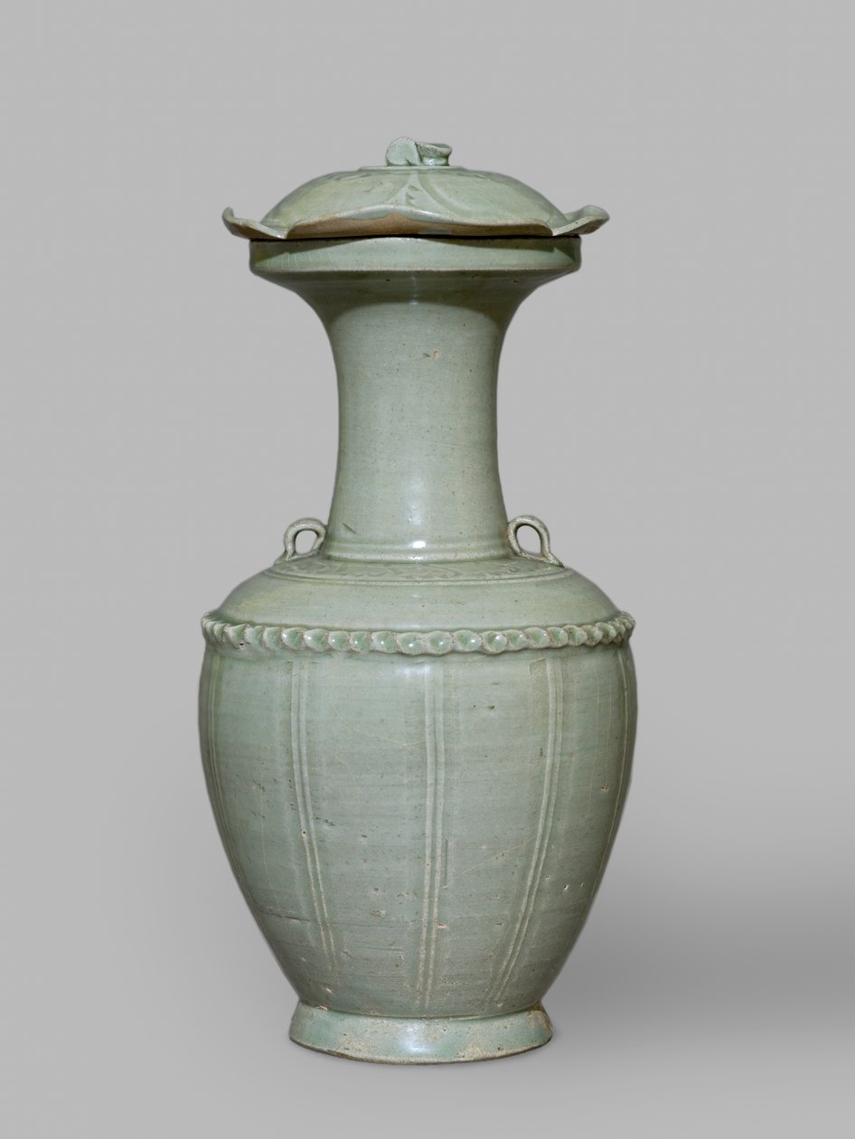 带盖花瓶（绿器 作者 学校中文