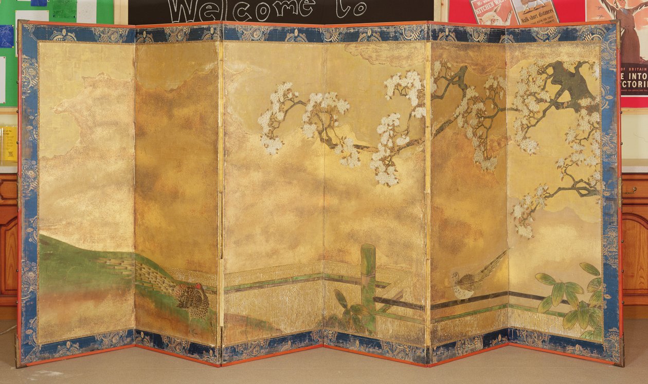 一对彩绘屏风中的一个，日本，17 世纪末或 18 世纪初（见 144894 一对） 作者 日本学校