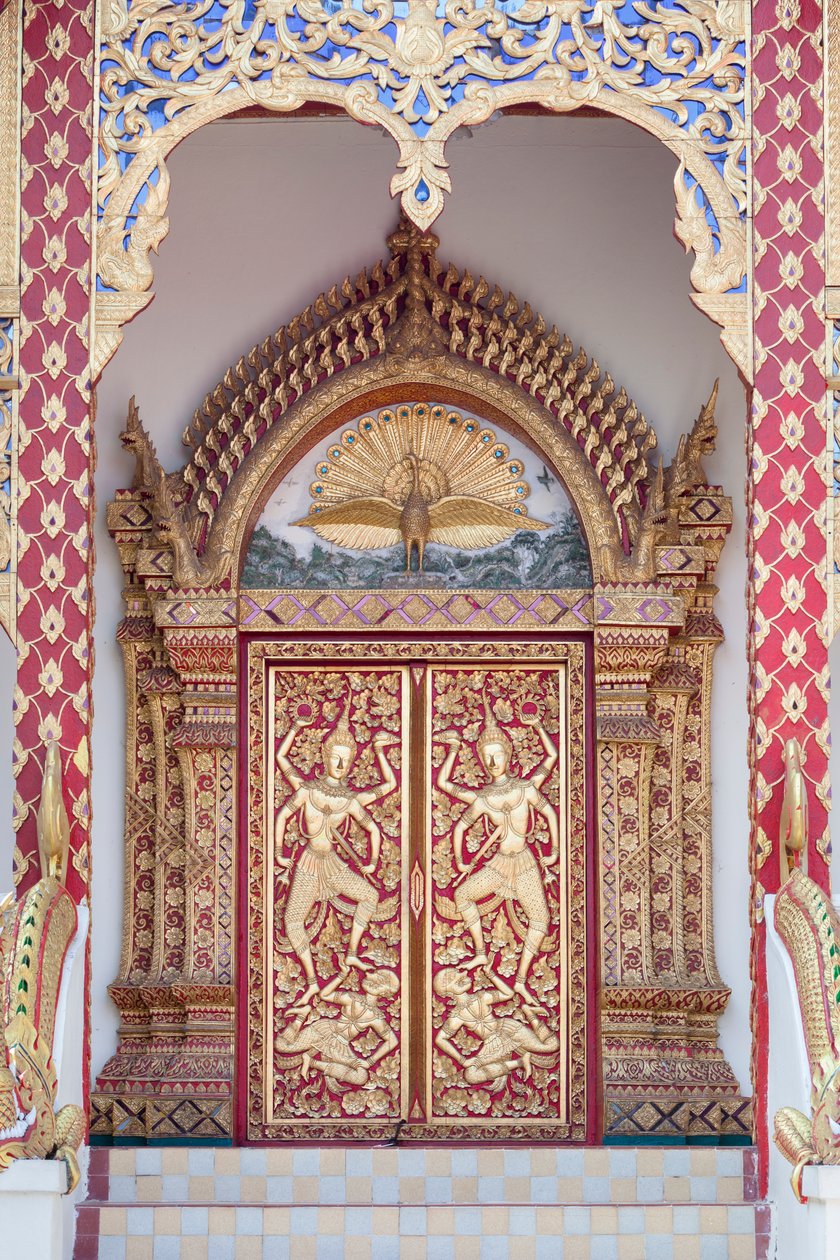 寺庙大门，Wat Phrathat Doi Suthep 作者 泰语学校
