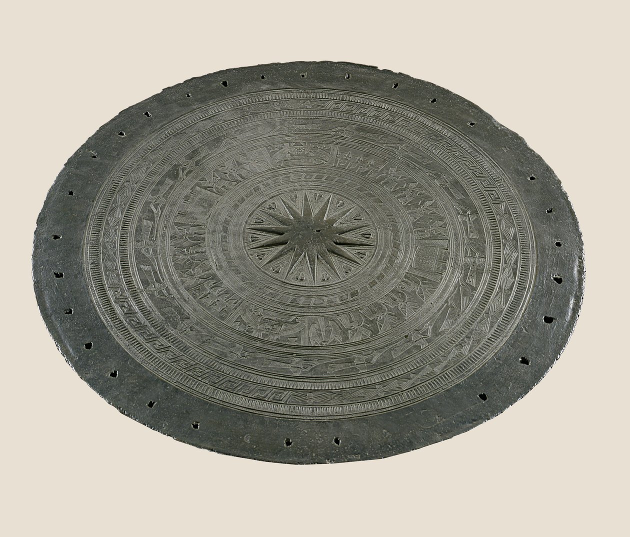 东山鼓顶部的细节，公元前2-1世纪（青铜）。 作者 越南语学校
