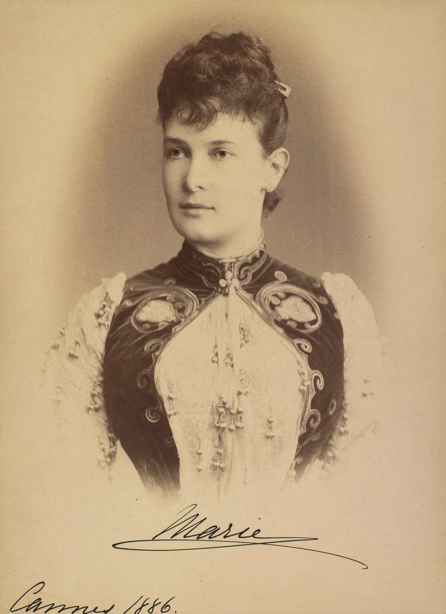 俄罗斯玛丽亚·帕夫洛夫娜 (Marie Pavlovna de Russie) - 俄罗斯大公夫人玛丽亚·帕夫洛夫娜 (1854-1920)，谢尔盖·利沃维奇·列维茨基 (1819-1898) 创作。 明胶银摄影 作者 谢尔盖（Sergei Lvovich Levitsky）