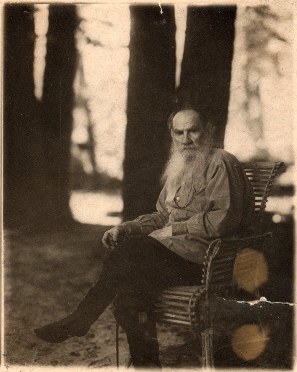 俄罗斯作家列夫-托尔斯泰，Yasnaya Polyana，俄罗斯图拉附近，1908年 作者 谢尔盖·普罗杜金·戈尔斯基