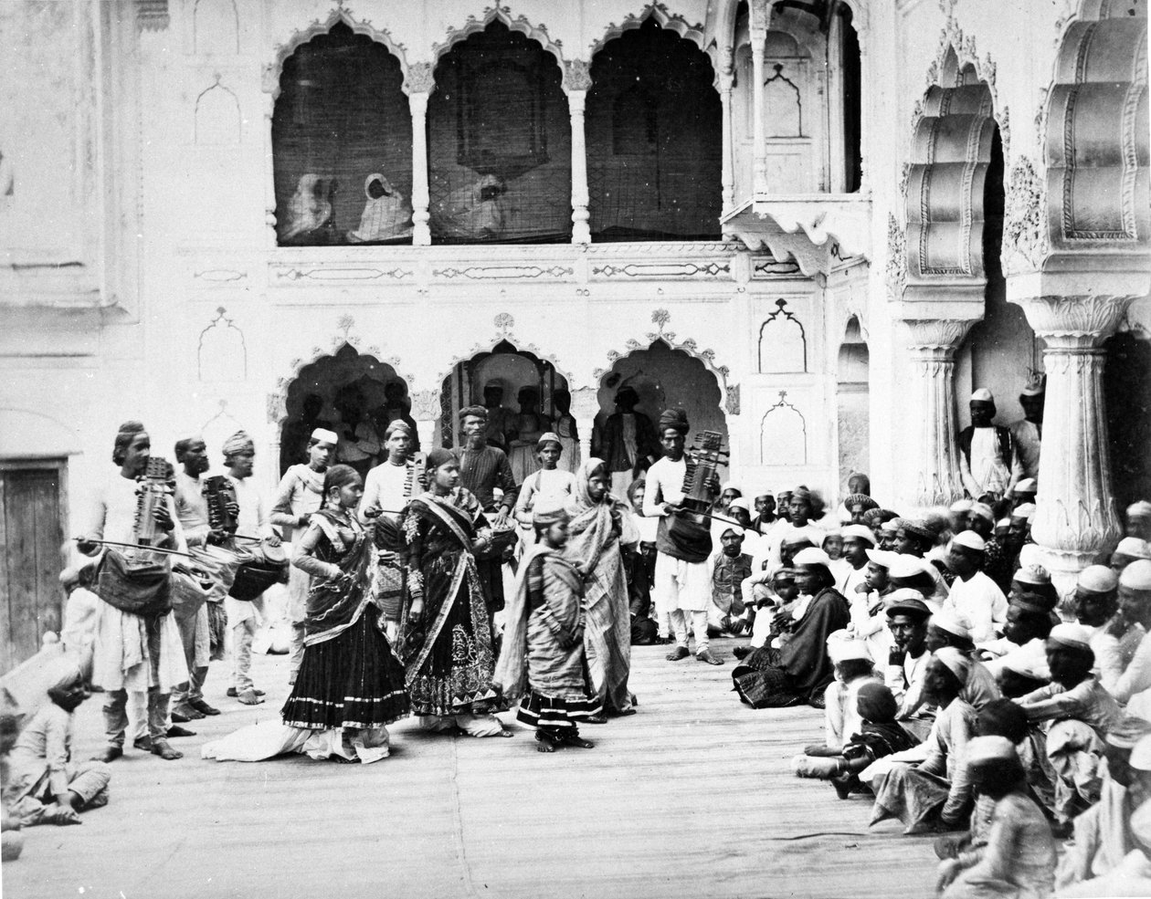 Nautch，德里c.1863 作者 牧羊人和罗伯逊