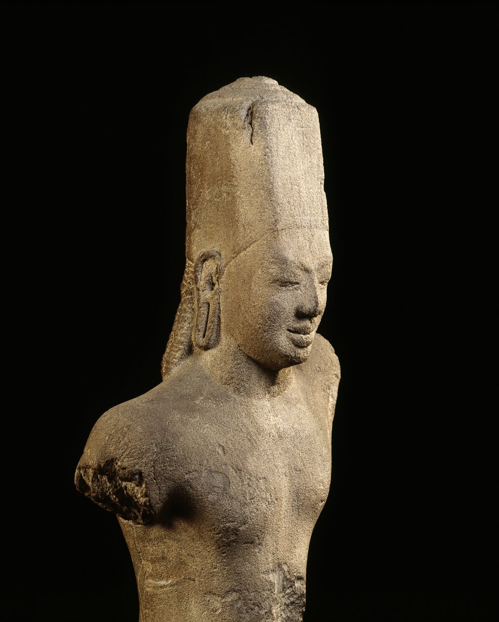 从Amphoe Si Thep站立Vishnu，泰国 作者 连体学校