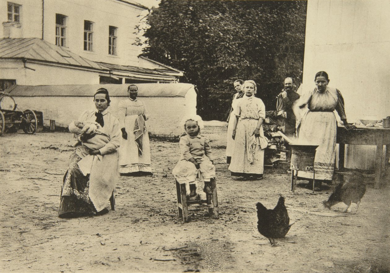 1900年，在俄罗斯图拉附近的Yasnaya Polyana的Leo Tolstoys房子的院子里做果酱 作者 索菲亚·安德列夫纳（Sophia Andreevna Tolstaya）