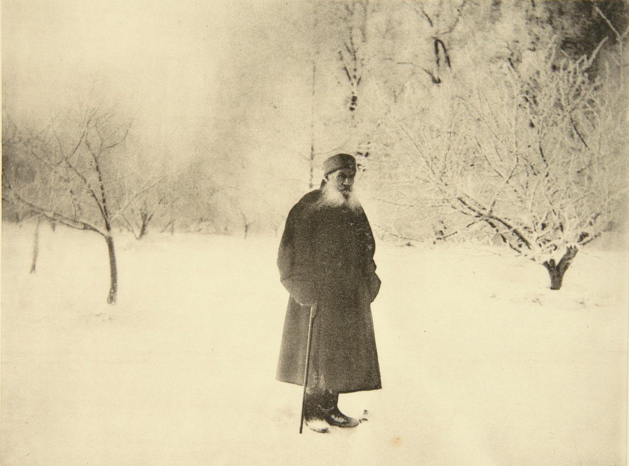 俄罗斯作家列夫·托尔斯泰（Leo Tolstoy）于1900年代冬季散步 作者 索菲亚·安德列夫纳（Sophia Andreevna Tolstaya）