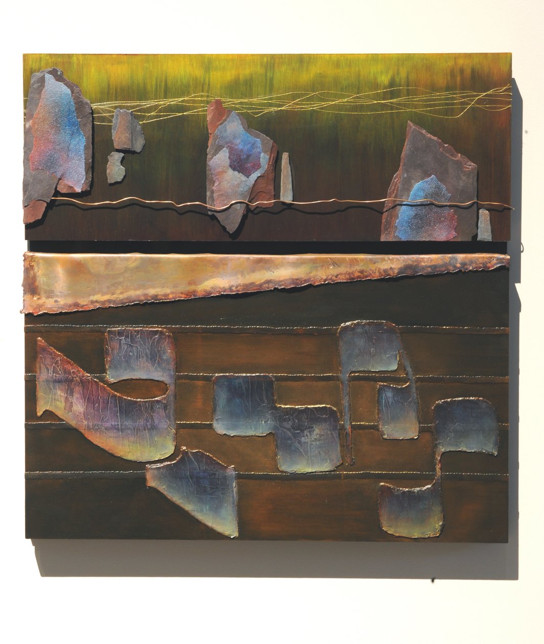 字》，2007 年（镶板、铜、金线、铅、石板、砂纸、颜料） 作者 苏菲·哈克