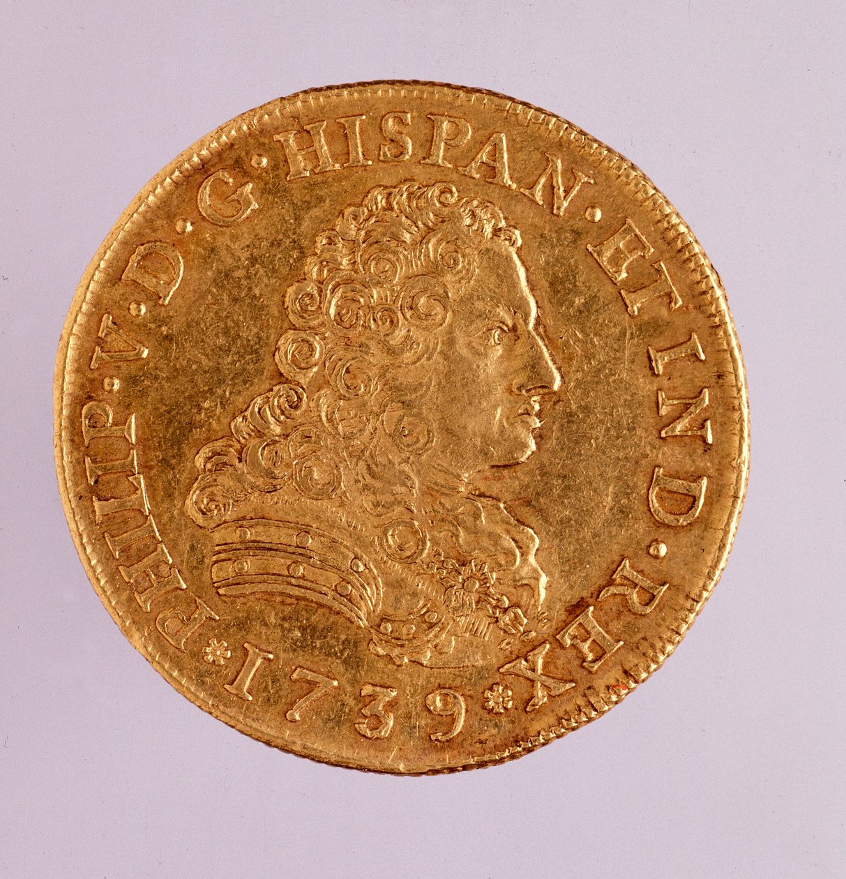 来自西班牙的金币 (8 ecu)：菲利普 (Filippo 或 Philippe) V (1700-1746) 统治时期。 1739 直径 3.6 厘米那不勒斯，考古博物馆 作者 西班牙语学校