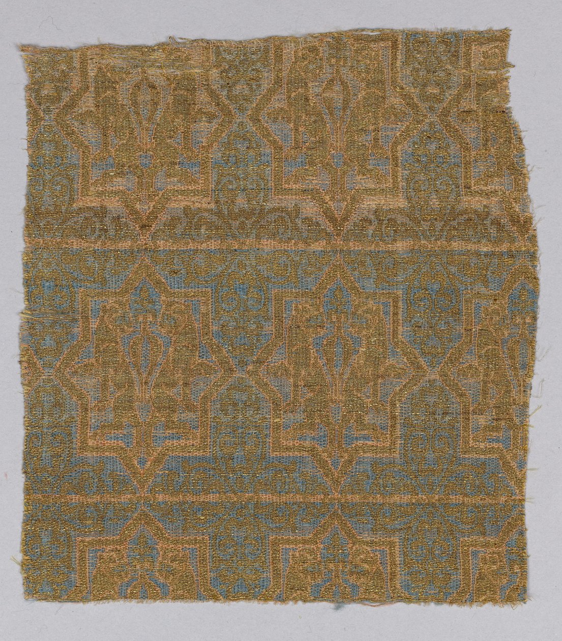 San Valerius Chasuble的纺织品碎片（丝绸，丝绸核心周围的镀金动物底物） 作者 西班牙语学校