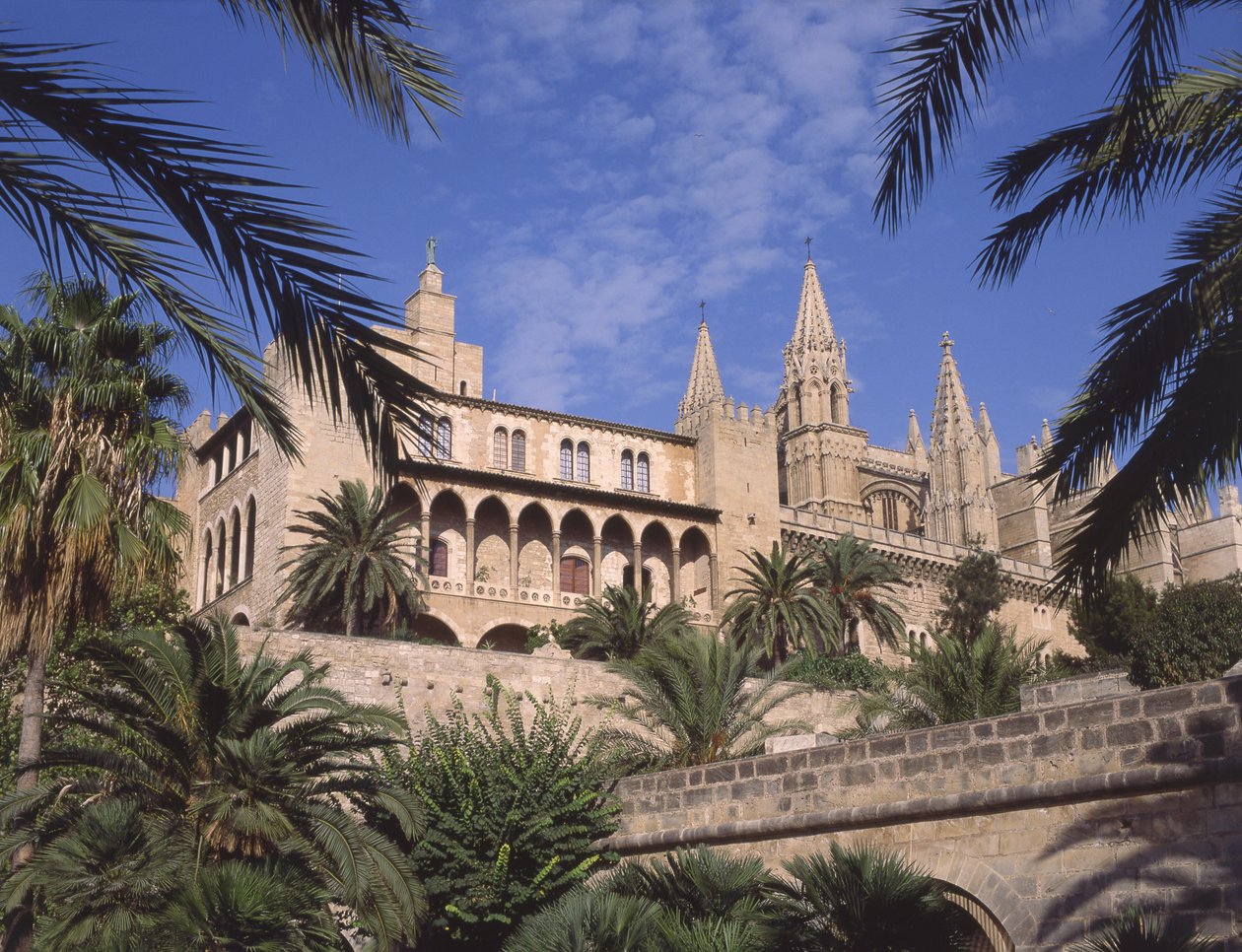 La Almudaina宫殿，Palma de Mallorca看法 作者 西班牙语学校