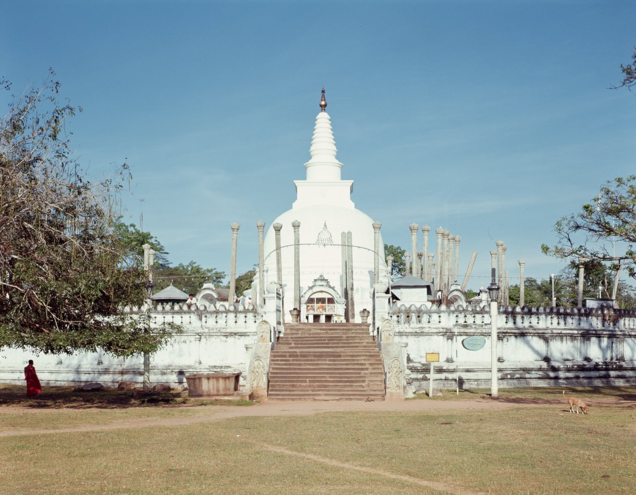 Thuparama Dagoba，Ruwanweli Seya的看法 作者 斯里兰卡学校