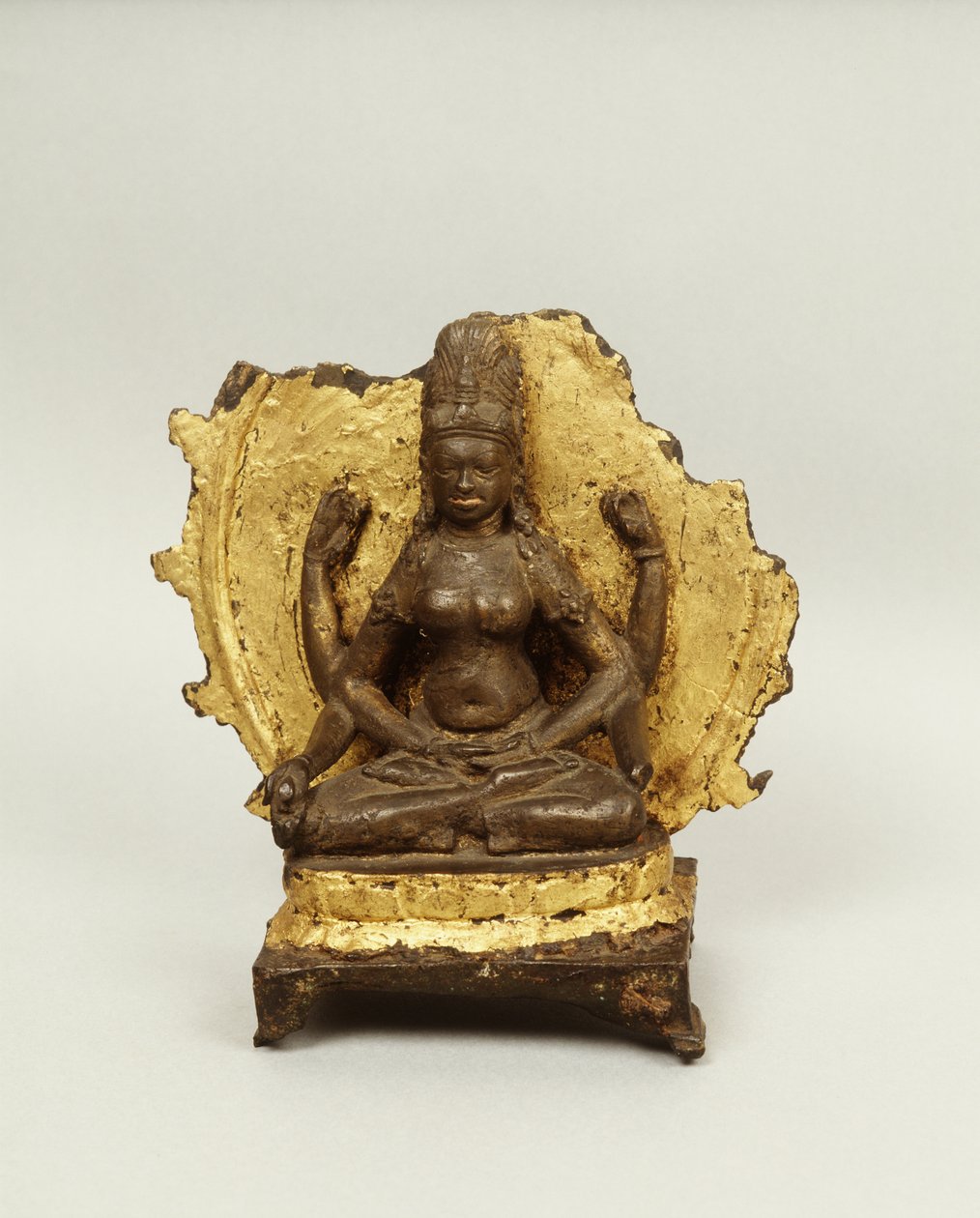 塔拉雕像（青铜） 作者 Srivijaya