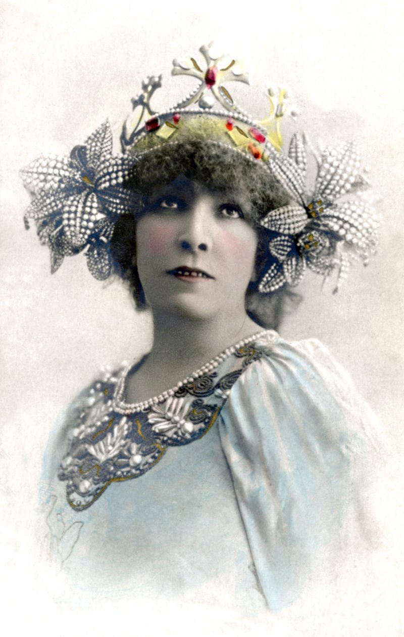 Sarah Bernhardt 饰 Melissinde 作者 罗伊特林格工作室