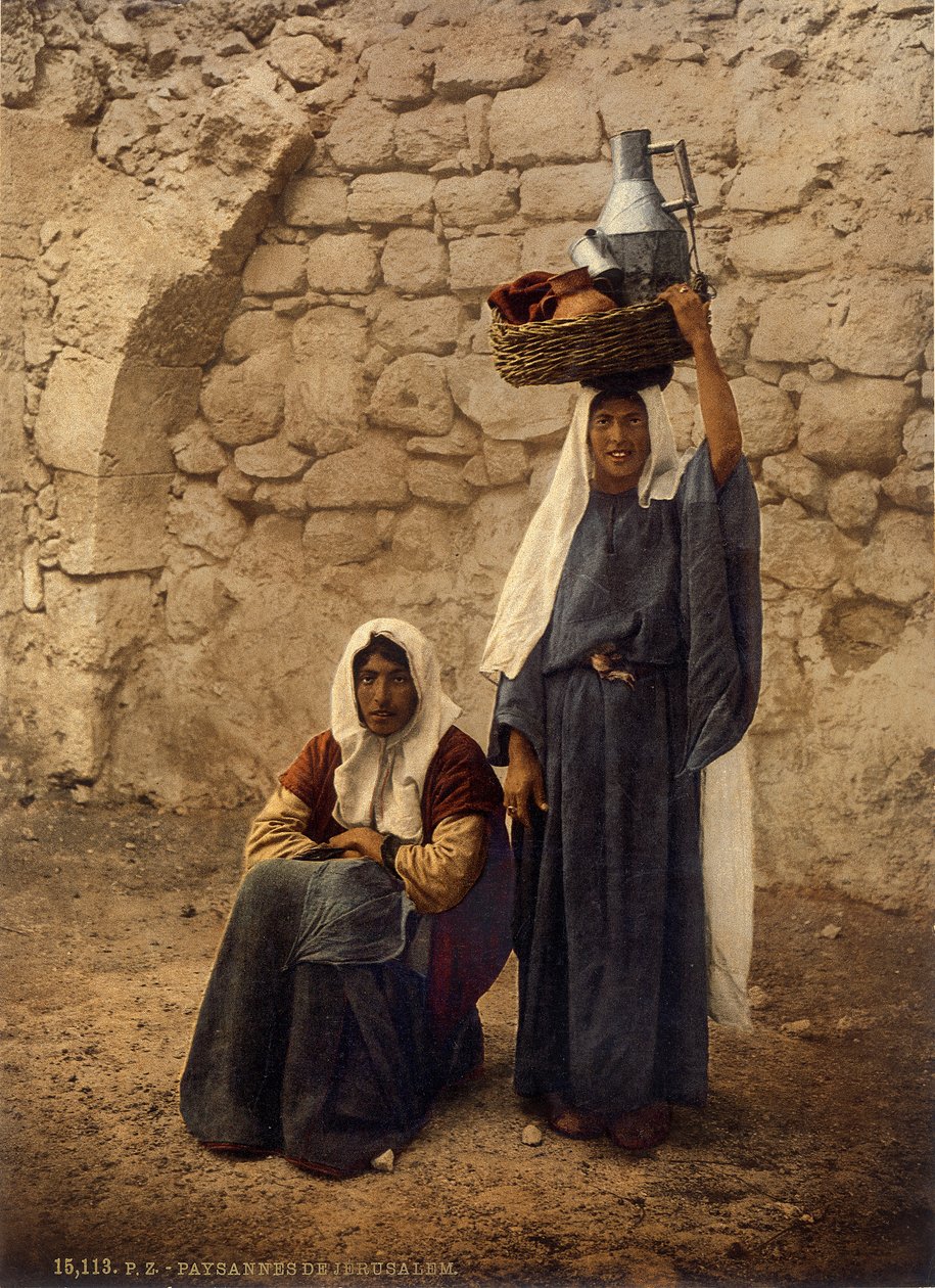 携带牛奶罐的阿拉伯妇女，耶路撒冷，1880-1900（photochrom） 作者 瑞士摄影师